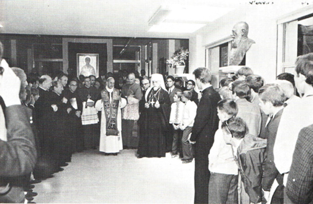 Image - Yosyf Slipy and Pope Paul VI at the Ukrainian Catholic University (Rome).